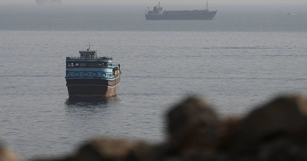 Kịch bản nào cho eo biển Hormuz?