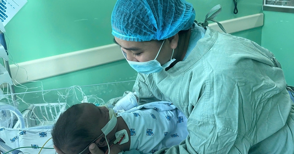 Xin giúp bé gái 4 tháng tuổi tiếp tục hành trình hồi phục sau ghép gan