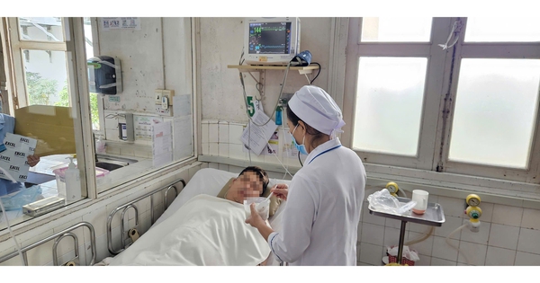 Cấp tốc đưa thuốc từ Hà Nội vào TP.HCM cứu bệnh nhân sốt rét ác tính