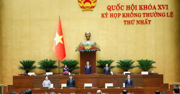 Quốc hội mặc niệm tưởng nhớ Chủ tịch Quốc hội Lào