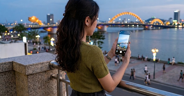 Apple bất ngờ 'khai tử' iPhone toàn kính?