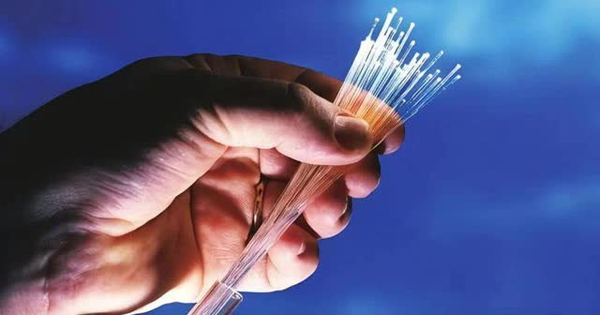 Tơ tằm có thể giải quyết bài toán cáp quang cho mạng 6G