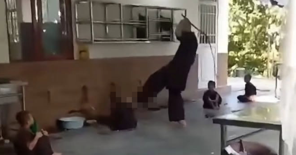 Xác minh clip 'người mặc áo nâu sòng đánh đập bé trai dã man' ở Phú Thọ