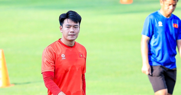 Trung vệ đội tuyển Việt Nam lần đầu lên tiếng về sai lầm phòng ngự, đấu Malaysia phải cảnh giác