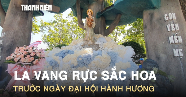 La Vang rực sắc hoa trước ngày đại hội hành hương