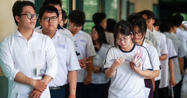 Trường đại học nào còn xét tuyển bổ sung, điểm nhận hồ sơ bao nhiêu?