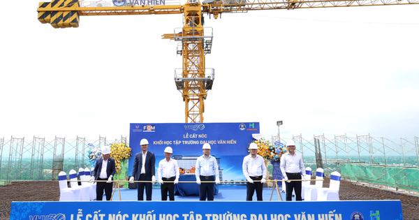 Trường đại học Văn Hiến cất nóc khối đào tạo học tập thực hành HEC2