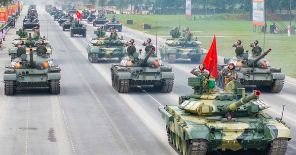 Xe tăng T-34 'cũ người mới ta'