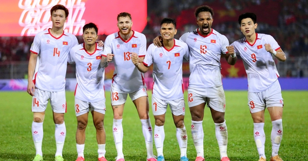 Chấm điểm Malaysia - Việt Nam: Xuân Son ghi bàn cực đẹp nhưng không cao nhất, Lê Giang Patrik thế nào?