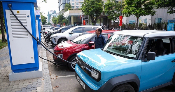 Siết an toàn hạ tầng trạm sạc xe điện