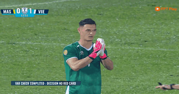 Lê Giang Patrik tiết lộ khoảnh khắc thoát thẻ đỏ kịch tính: ‘VAR đã cứu tôi’