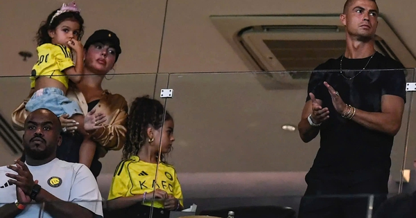 Vợ chồng mới cưới Cristiano Ronaldo và Georgina Rodriguez lần đầu xuất hiện trước công chúng