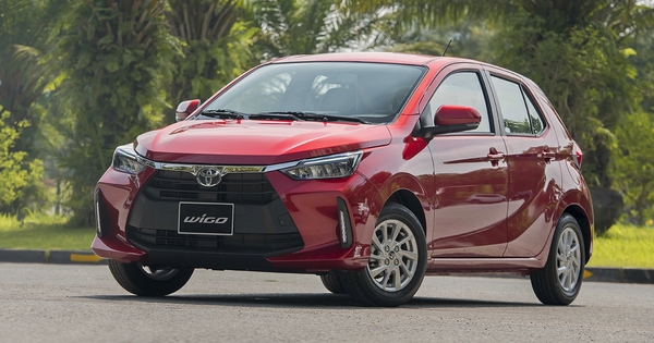Ô tô máy xăng giá rẻ nhất Việt Nam: Toyota Wigo trở lại, vượt Hyundai Grand i10