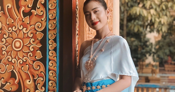 Cô gái Khmer giữ văn hóa, trao lòng thiện