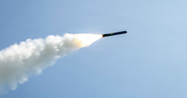 Mỹ chi gần 23 tỉ USD để tăng tốc sản xuất tên lửa Tomahawk
