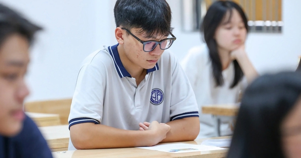 Thí điểm thi trên máy tính tốt nghiệp THPT 2027