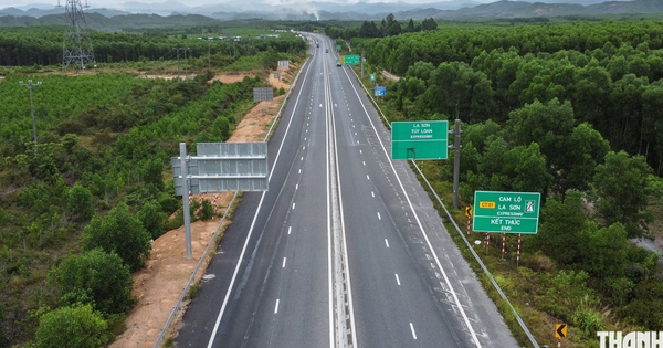Cao tốc La Sơn - Hòa Liên mở rộng 4 làn xe trước ngày ‘về đích’