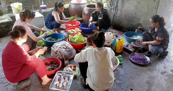 Đám giỗ miền Tây: Sao hàng xóm chưa được mời đã sang phụ?