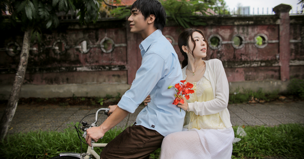 Lamoon khoe nhan sắc tuổi 23, tình tứ bên mỹ nam ‘Mưa đỏ’