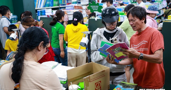 Sở GD-ĐT TP.HCM chính thức hướng dẫn các trường quy trình mượn miễn phí sách giáo khoa