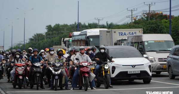 Tham gia giao thông... hé lộ điều gì về một người?