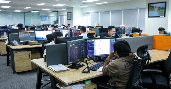 Các cổ phiếu Vingroup, Vietcombank, VinHomes, Hòa Phát vào rổ chỉ số của FTSE