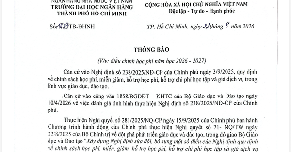 Trường ĐH Ngân hàng TP.HCM chính thức dừng thu học phí quá hạn nợ chuẩn đầu ra