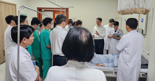 Đề xuất chính sách bền vững hỗ trợ bác sĩ nội trú