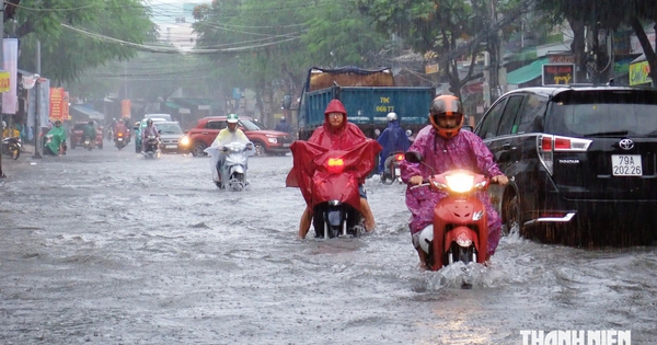 Khánh Hòa cảnh báo giông, lốc, mưa đá trên đất liền và gió mạnh trên biển
