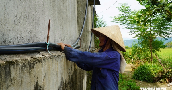 Hàng trăm hộ dân khắc khoải chờ nước sạch