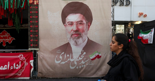 Lãnh tụ tối cao Iran Mojtaba Khamenei xuất hiện trong video mới