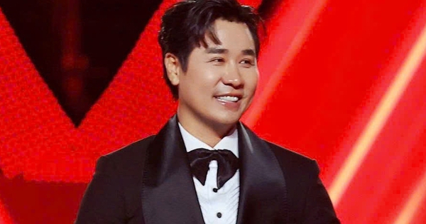 Nguyên Khang tiết lộ hậu trường 'đội mưa' dẫn concert 'Tổ quốc trong tim' đang gây sốt