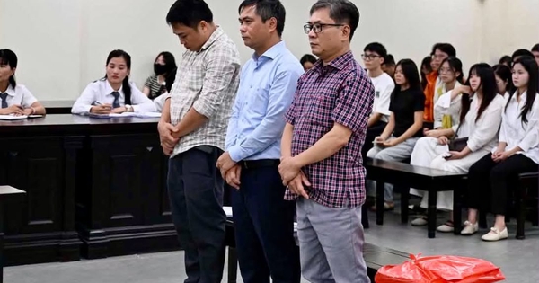 Cựu hiệu trưởng 'ăn chặn' tiền A80 của sinh viên nhận 3 năm tù