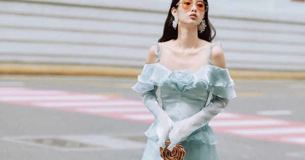 Đầm đính hoa 3D tạo điểm nhấn kiêu sa, giúp nàng chiếm trọn spotlight
