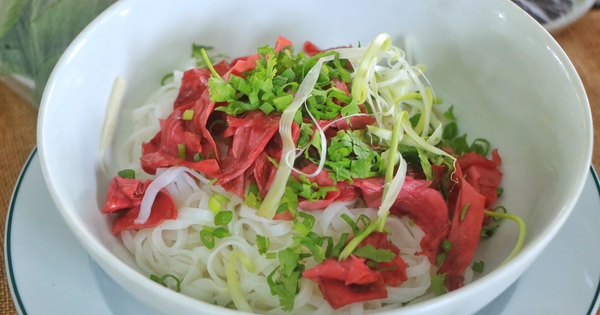 Ngày đầu lễ hội ẩm thực chay TP.HCM: Phở chay 'đẹp như tranh' xuất hiện