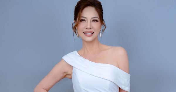 Ca sĩ Hồ Lệ Thu ở tuổi 53