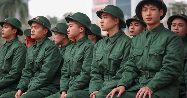 Bộ Quốc phòng giải đáp việc 'tạm hoãn gọi nhập ngũ do hoàn cảnh khó khăn'