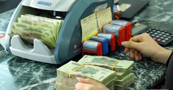 Hủy hợp đồng bảo hiểm nhân thọ trước hạn, khách hàng nhận lại bao nhiêu tiền?