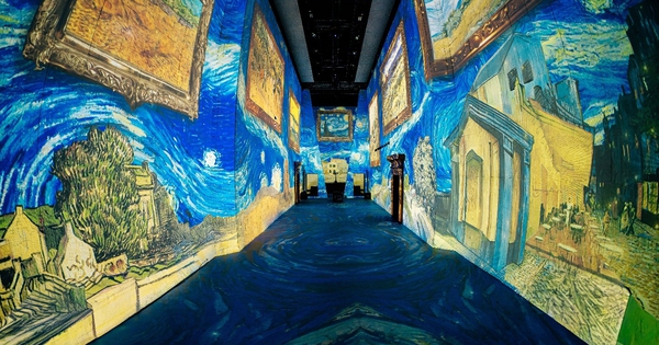 Đến Van Gogh Timeless dịp 2.9 cả nhà ơi: Cảnh báo thích mê chẳng muốn về