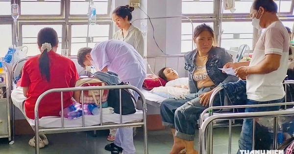 150 người nghi ngộ độc thực phẩm sau khi ăn bánh mì ở An Khê