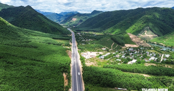 Cao tốc La Sơn - Hòa Liên: Vì sao tài xế không nên chạy quá 60 km/giờ?