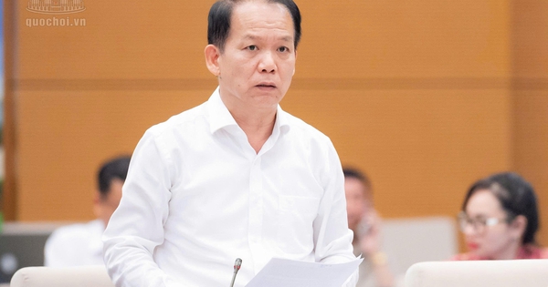 Đề xuất cấm người có án tù treo nhận con nuôi