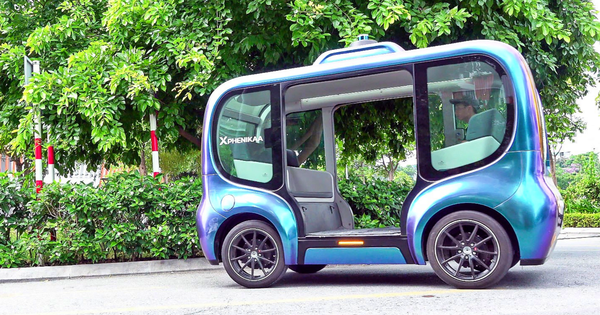 Hà Nội thử nghiệm xe buýt tự hành, robot giao hàng, taxi tự lái