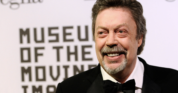 Tài tử phim 'Ở nhà một mình 2' Tim Curry qua đời