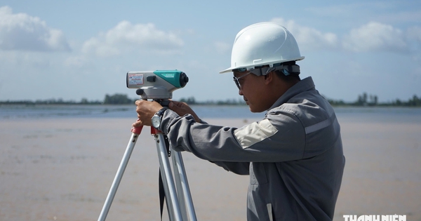 Chạy đua tiến độ, thi công xuyên lễ trên tuyến đường tỉnh 857