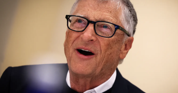 Tỉ phú Bill Gates cảnh báo 3 rủi ro lớn từ AI nhân loại phải đối mặt