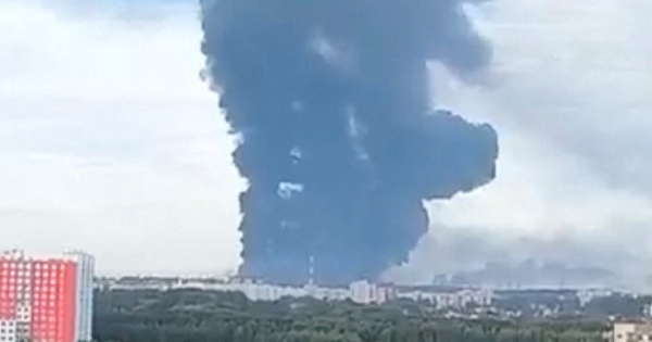 Ukraine tấn công nhà máy lọc dầu Nga