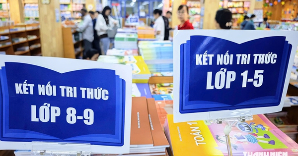 Sở GD-ĐT Hà Nội nêu lý do chưa miễn phí sách giáo khoa năm 2026 - 2027