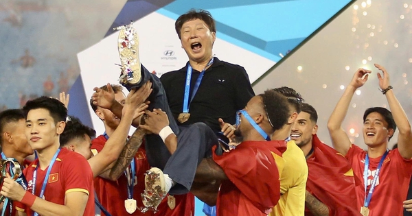 HLV Kim Sang-sik trải lòng hành trình chinh phục ASEAN Cup 2026: Nhà vô địch thực thụ!