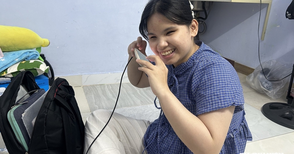 Cô gái khiếm thị ở trọ một mình tại TP.HCM, học năm 3 đại học